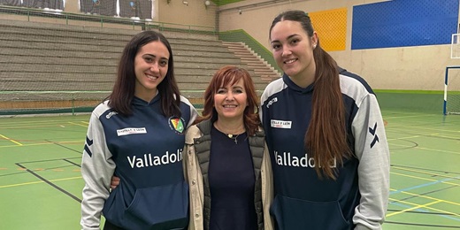 AFEDECYL y la FCYLBM llevan el balonmano a los escolares de Medina del Campo